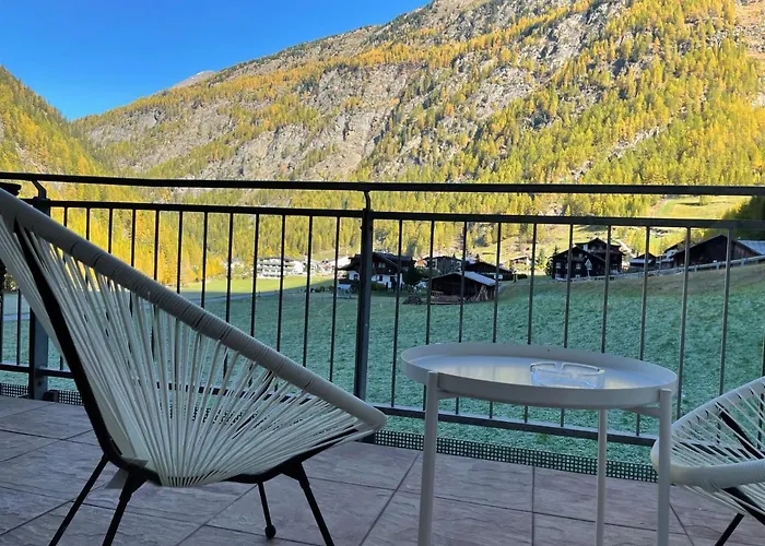 Hotel International House *