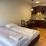 Hotel International House *