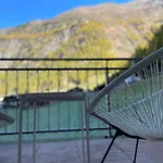 International House * Solden