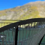 International House Hotel