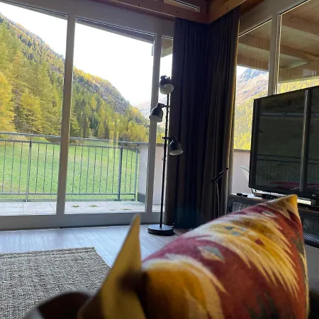Appartement International House *