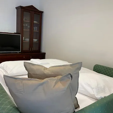 International House Апартаменти Зельден