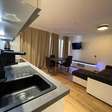 Appartement International House *