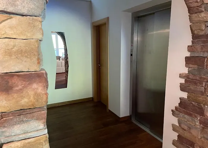 International House * Solden