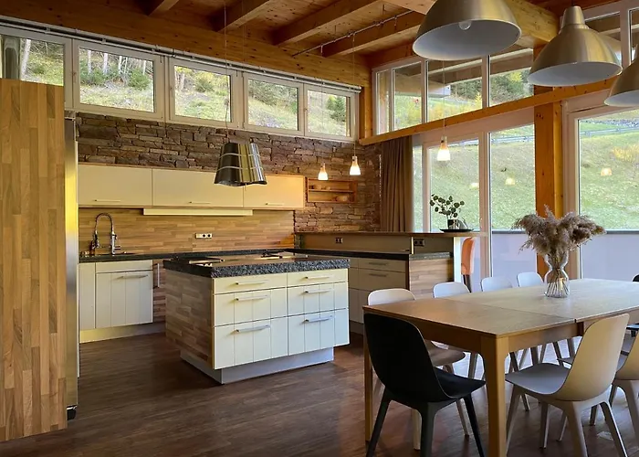 International House Hotel