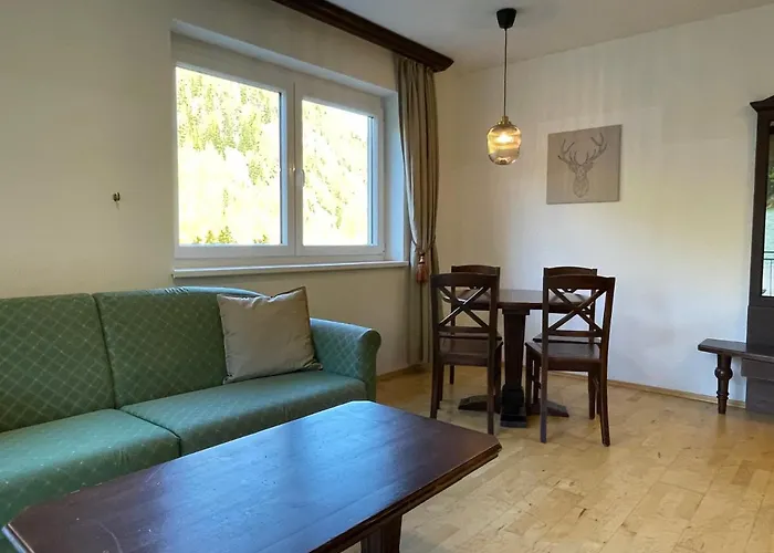 International House Solden