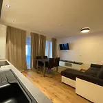 International House Hotell *