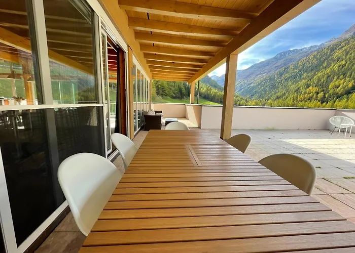 Hotel International House *